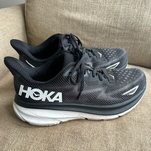 Hoka Men's Clifton 9 Black and White Athletic Shoes